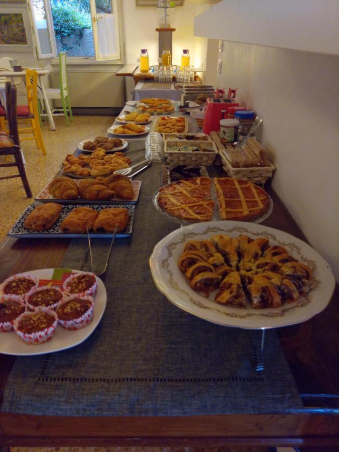 Vegan B&B Meuble Adriana Sirmione Eksteriør billede